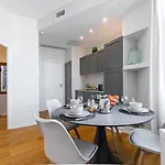 Gorgeous 1 Bdr With Gardens View In The Old Town Daire Nice