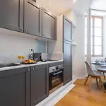 Gorgeous 1 Bdr With Gardens View In The Old Town ニース