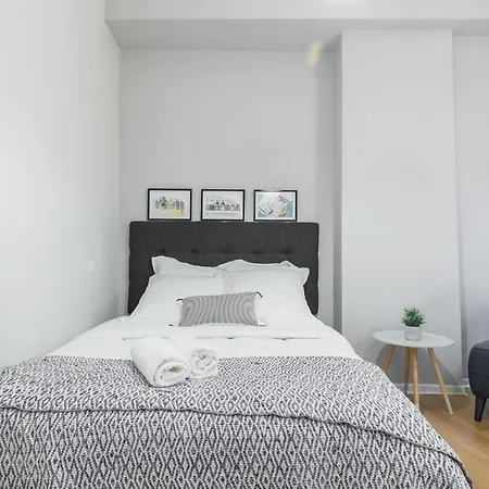 Gorgeous 1 Bdr With Gardens View In The Old Town *