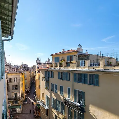 Gorgeous 1 Bdr With Gardens View In The Old Town דירה ניס